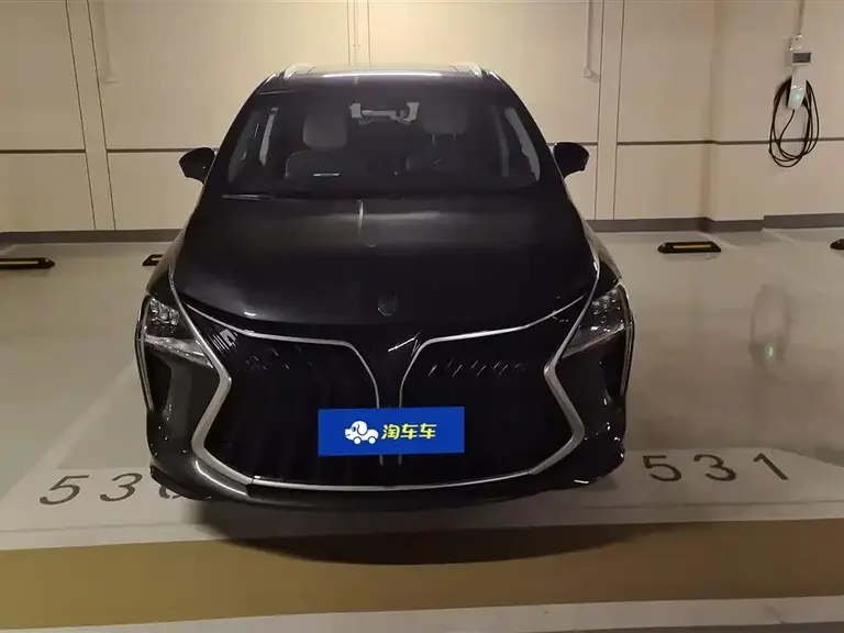 Dongfeng Fengxing Yacht 1.5 T DCT Wave Chaser