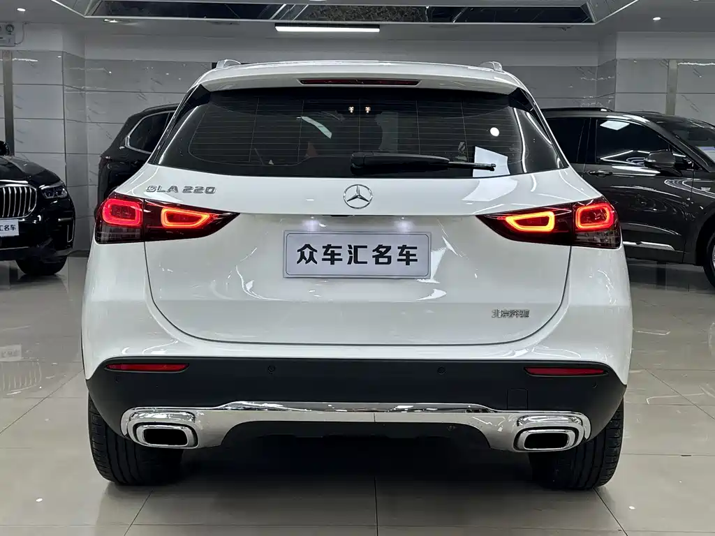 Mercedes-Benz GLA GLA 220