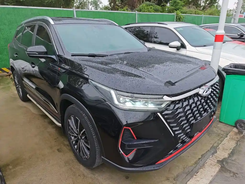 Tiggo 8 PRO 290 T 2 WD Sky Dome 5-seat