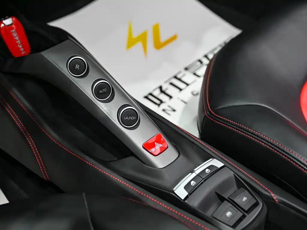 Ferrari 488 488 Spider