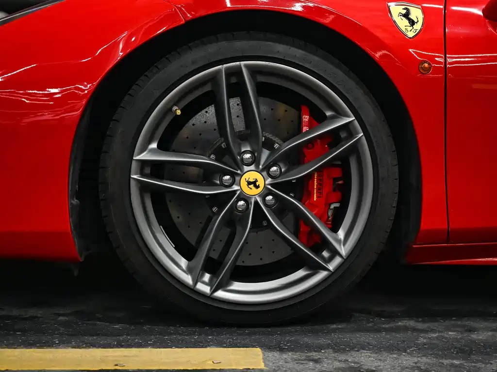 Ferrari 488 488 Spider