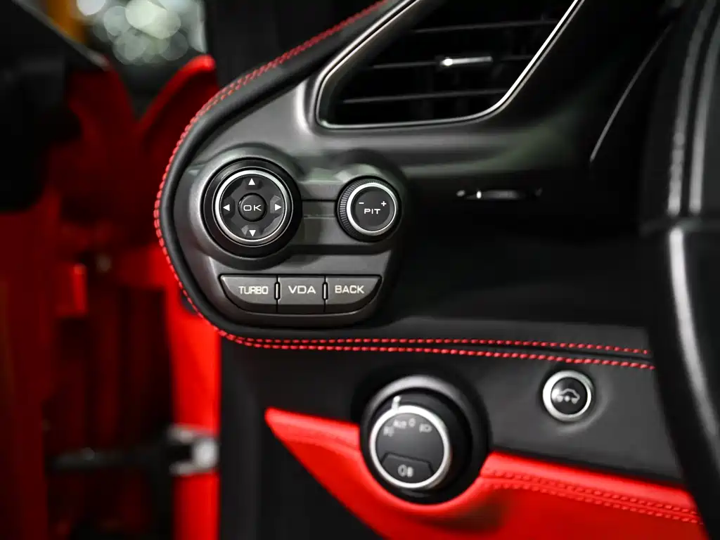 Ferrari 488 488 Spider