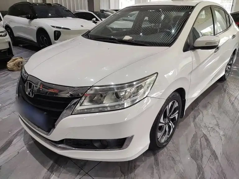 Honda Crider 1.8 L CVT Comfort