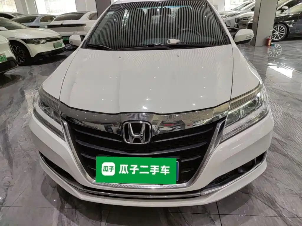 Crider 1.8 L CVT Comfort