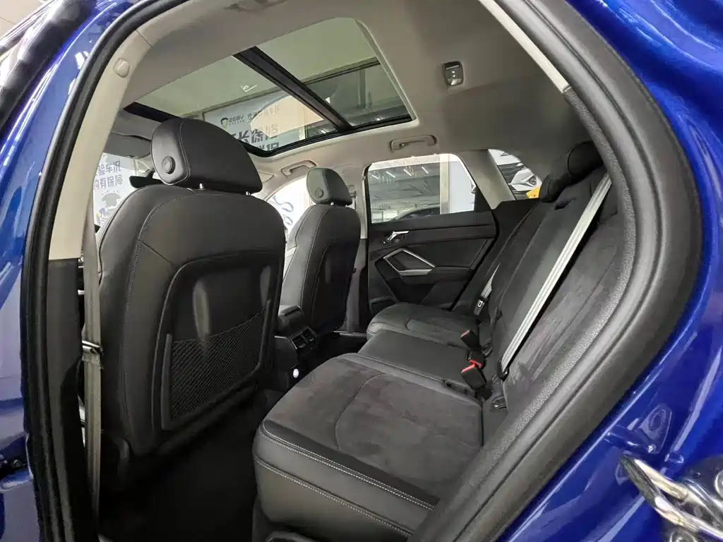 Audi Q3 35 TFSI Fashion Dynamic (1.4 T)