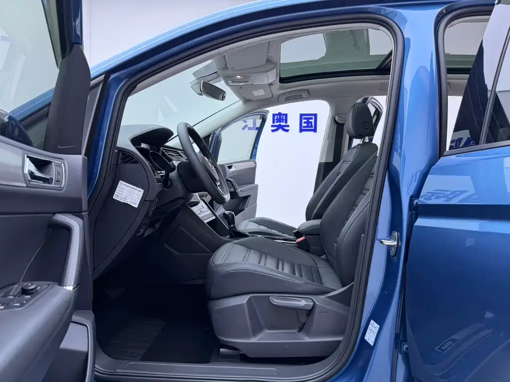 Touran Touran L 280 TSI DSG Comfort 7-seat