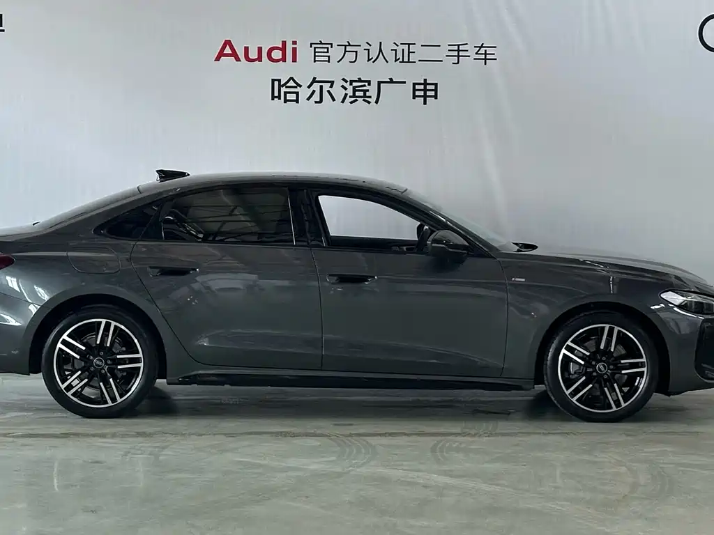 Audi A5 L 2.0 T Sport Plus
