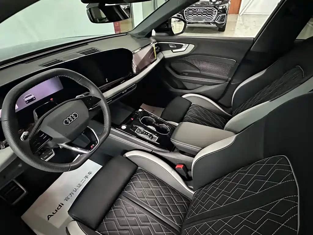 Audi A5 L 2.0 T Sport Plus