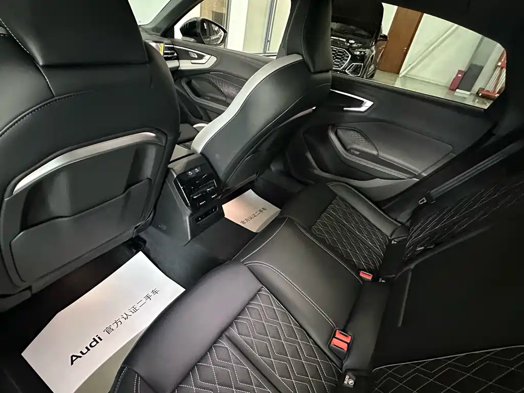Audi A5 L 2.0 T Sport Plus