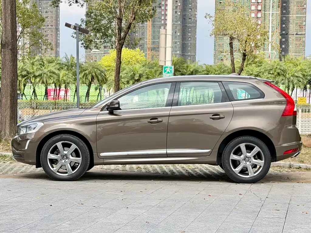 Volvo XC60 (Import) T6 Smart Ease