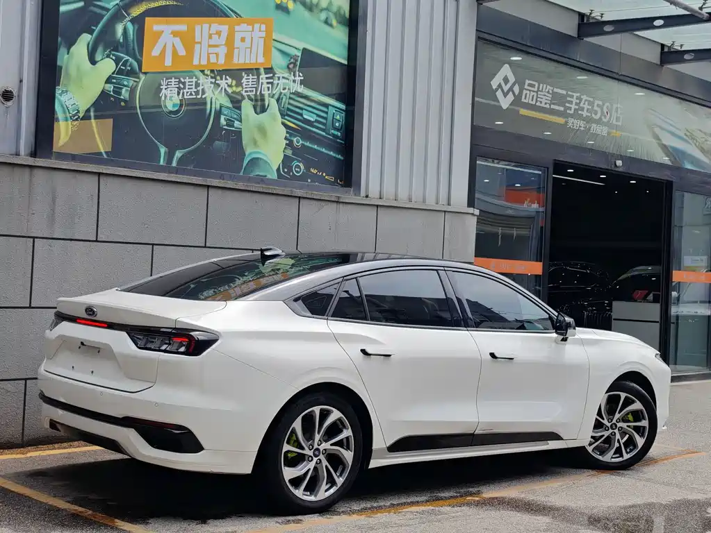 Mondeo Facelift EcoBoost 245 Supreme