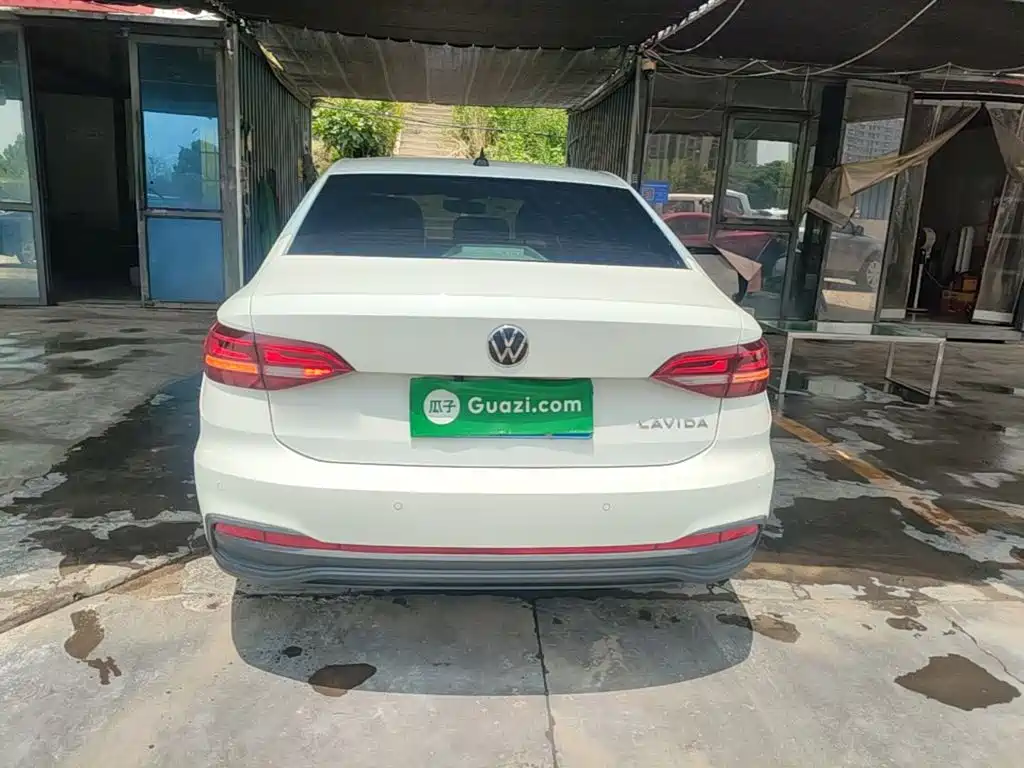 Lavida 1.5 L Auto Comfort