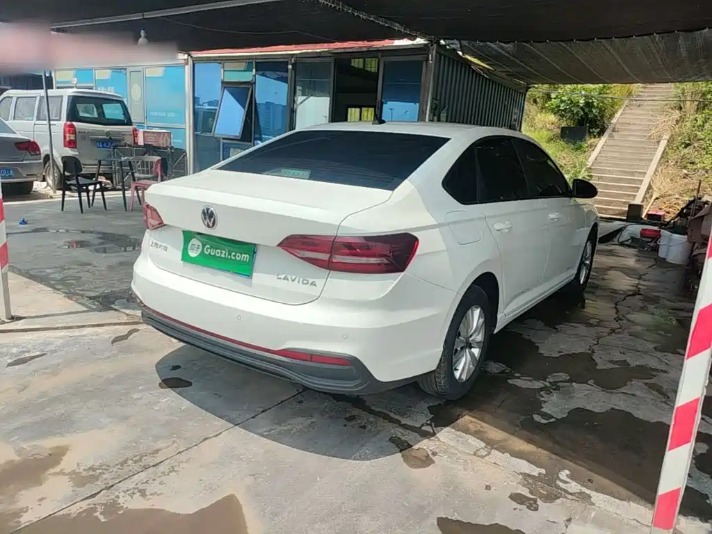 Lavida 1.5 L Auto Comfort