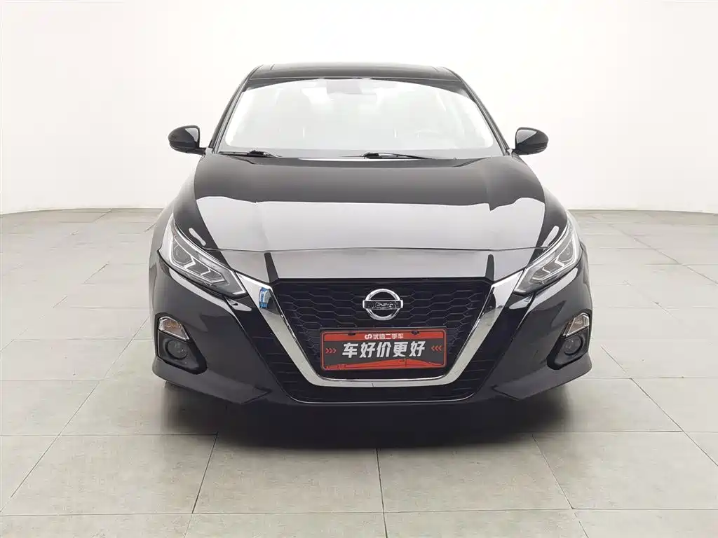 Teana 2.0 L XL Comfort