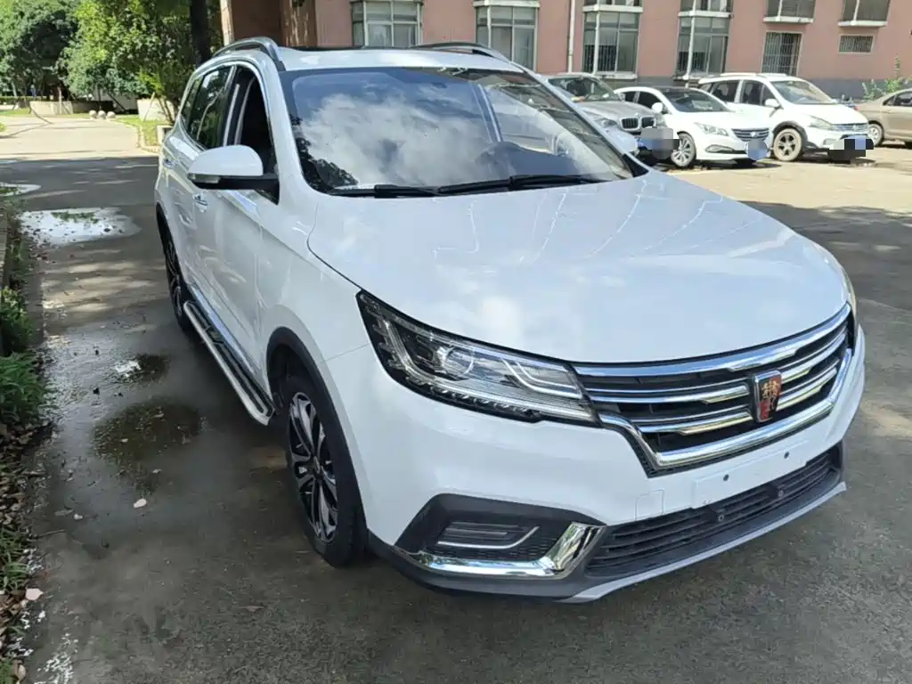 Roewe RX3 1.6 L CVT Flagship