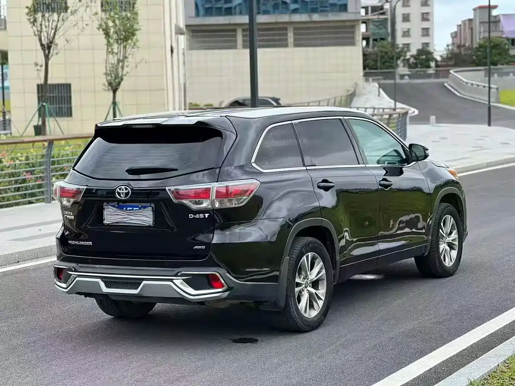 Highlander 2.0 T 4 WD Elite 7-seat