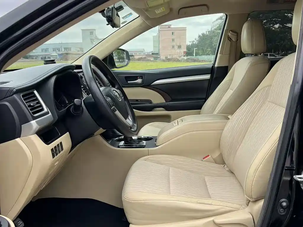 Highlander 2.0 T 4 WD Elite 7-seat