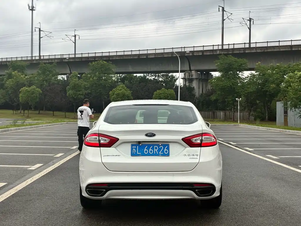 Mondeo 2.0 L GTDi200 Fashion