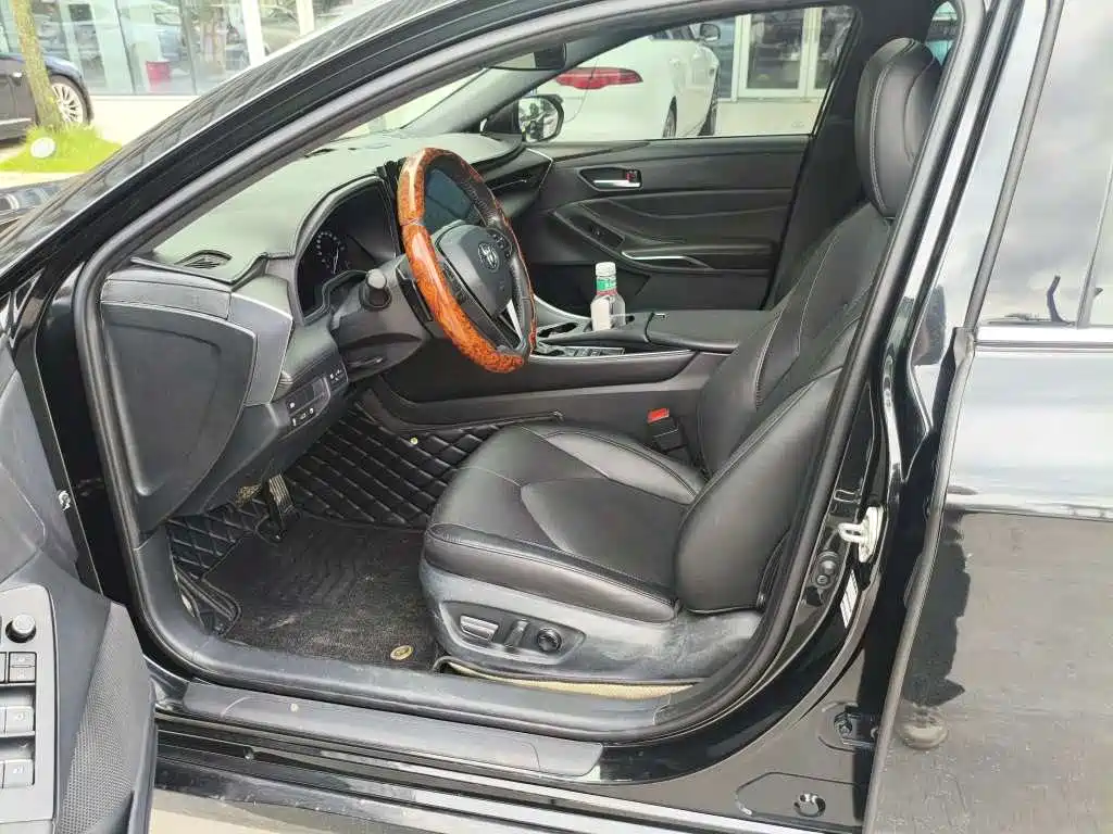Avalon 2.5 L Luxury