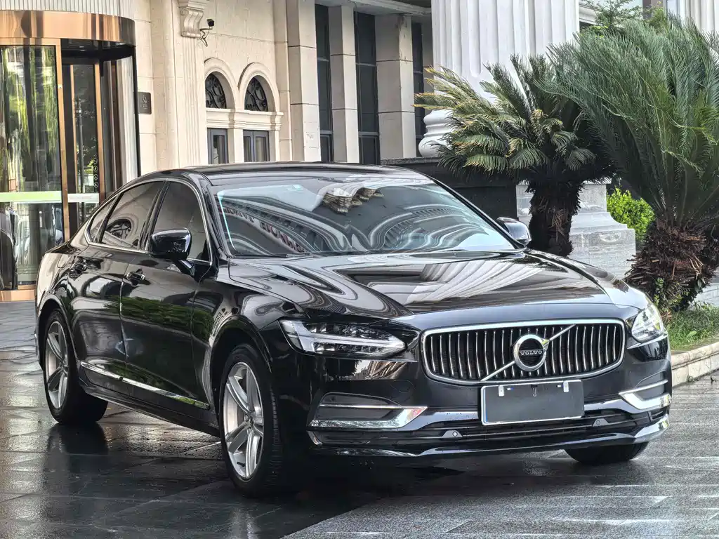 Volvo S90 T4 Smart Ease