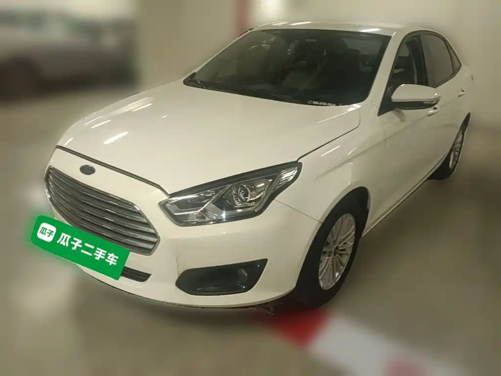 Escort 1.5 L Manual Comfort
