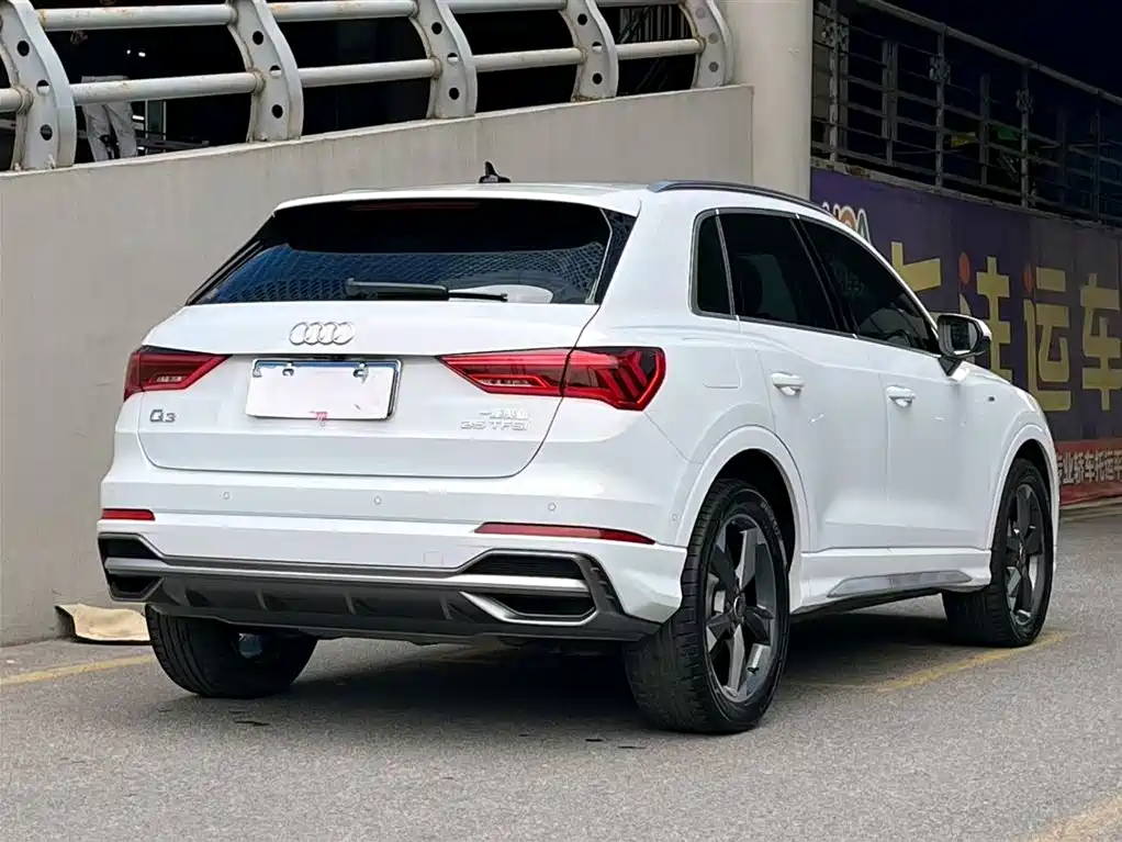 Audi Q3 35 TFSI Fashion Dynamic (1.5 T)