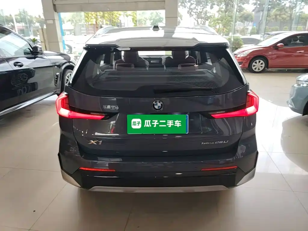 BMW X1 sDrive25 Li X Design Package
