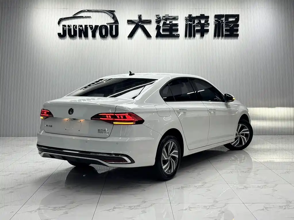 Bora 200 TSI DSG Joy Travel