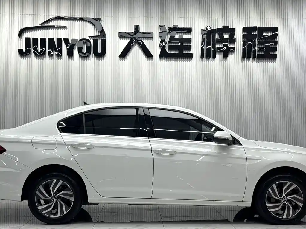 Bora 200 TSI DSG Joy Travel
