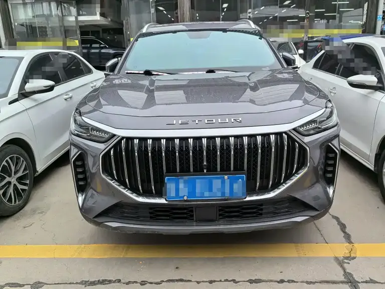 Jetour X70 PLUS 1.5 T DCT Brave PLUS 5-seat