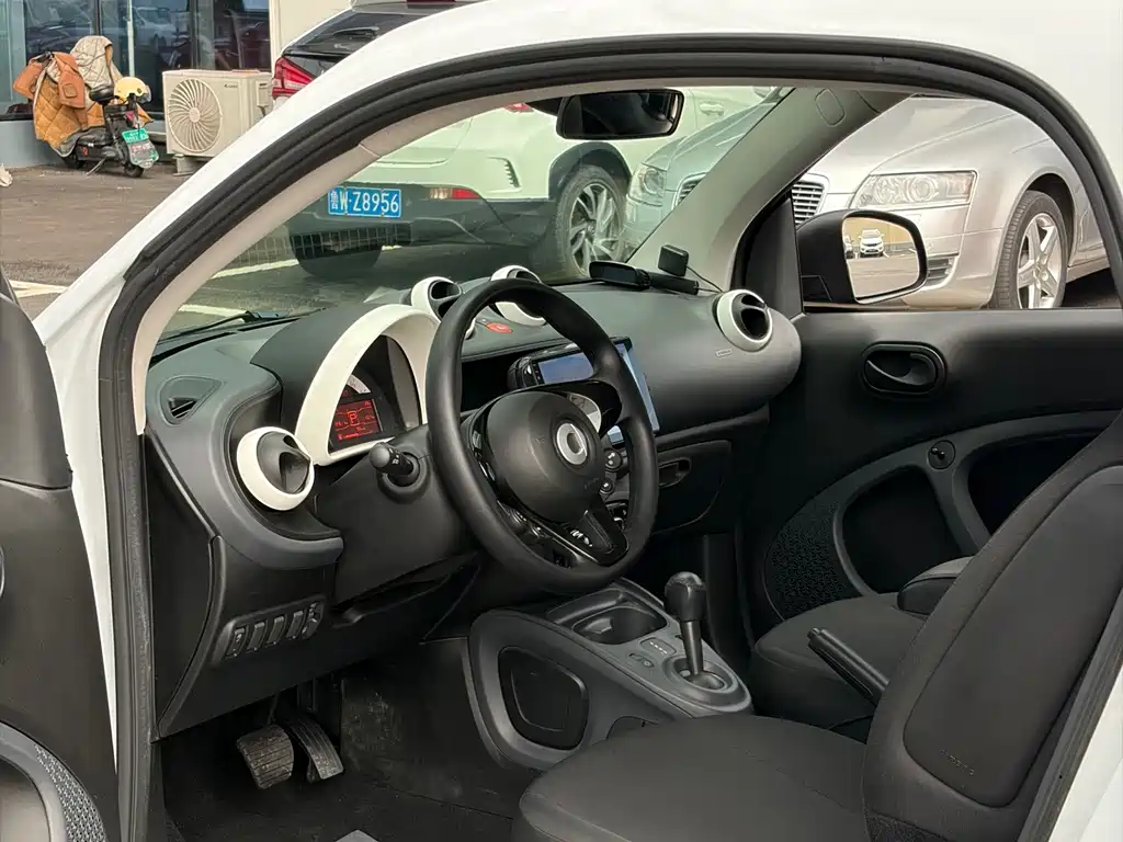 smart fortwo 1.0 L 52 kW Hardtop Agile