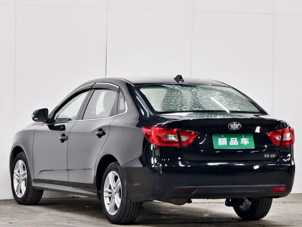 Besturn B30 1.6 L Manual Comfort