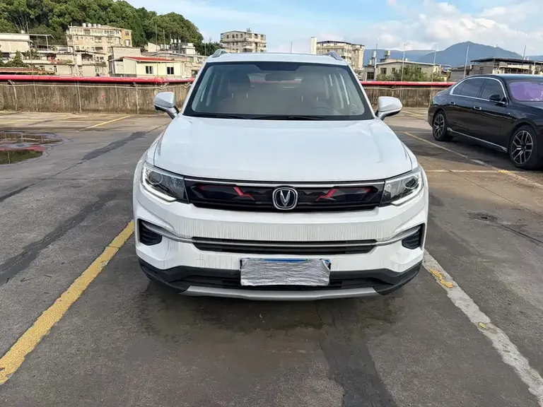 Changan CS35 PLUS 1.4 T DCT Connected Blue Whale