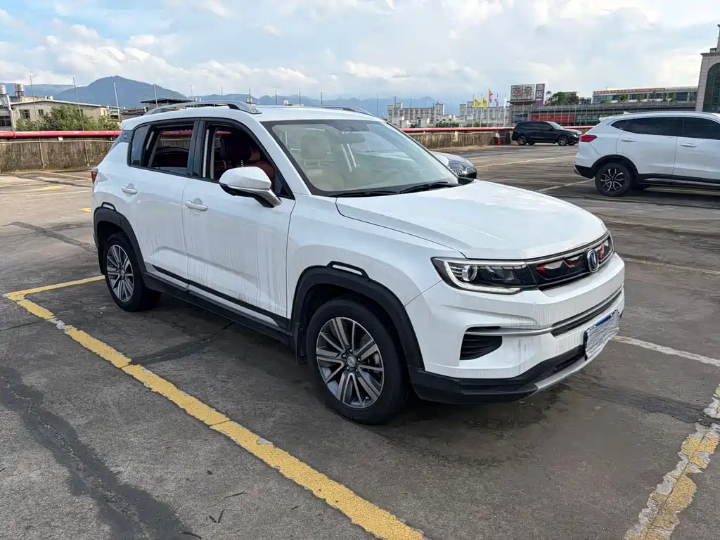 Changan CS35 PLUS 1.4 T DCT Connected Blue Whale