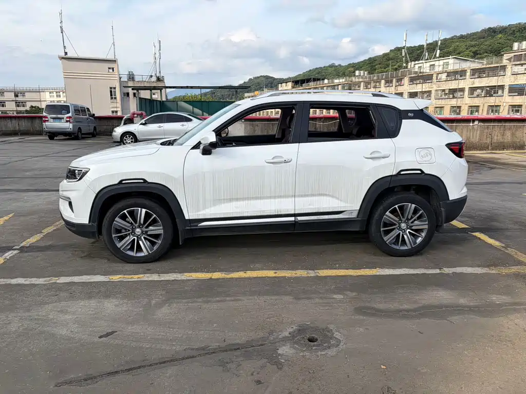 Changan CS35 PLUS 1.4 T DCT Connected Blue Whale