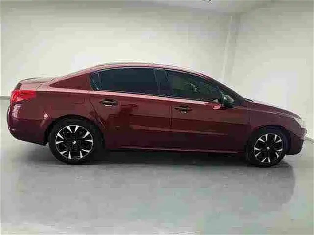 Peugeot 508 标致508 2013款 2.3 L 两周年纪念 自动旗舰版
