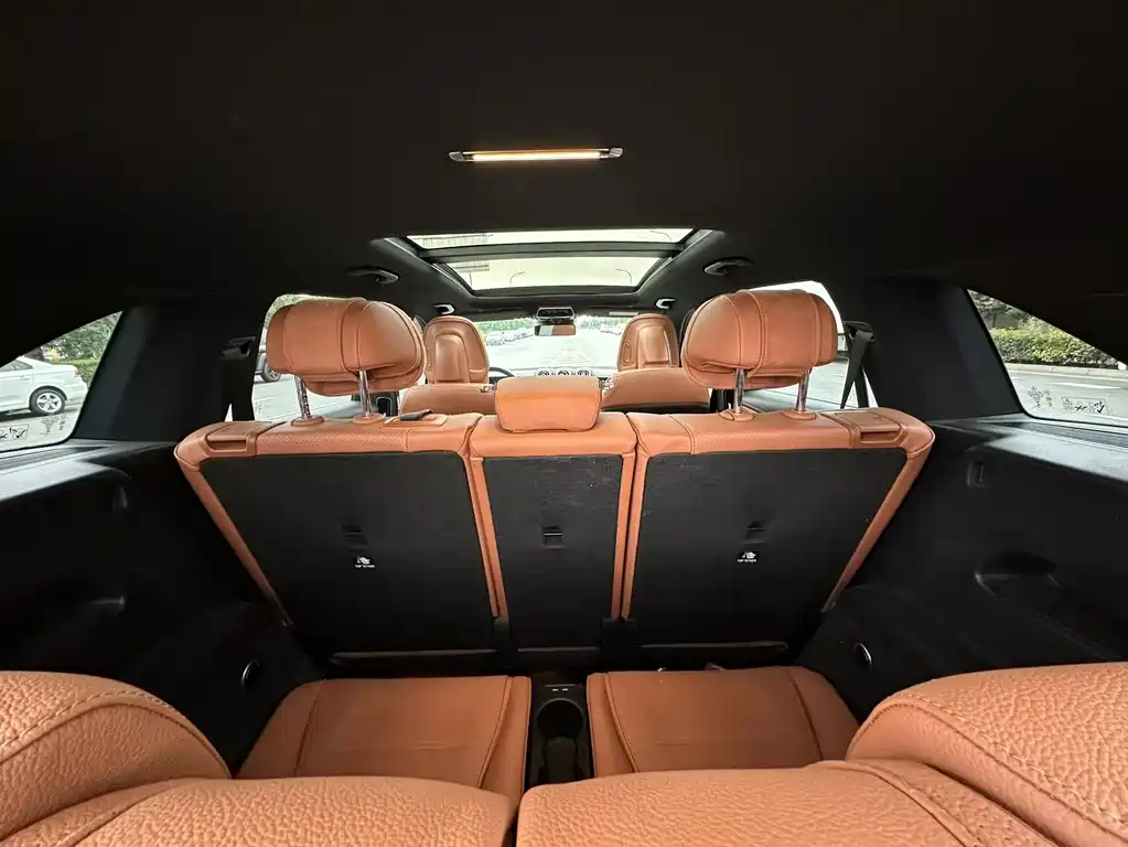 Mercedes-Benz GLC Facelift GLC 300 L 4 MATIC Dynamic 7-seat