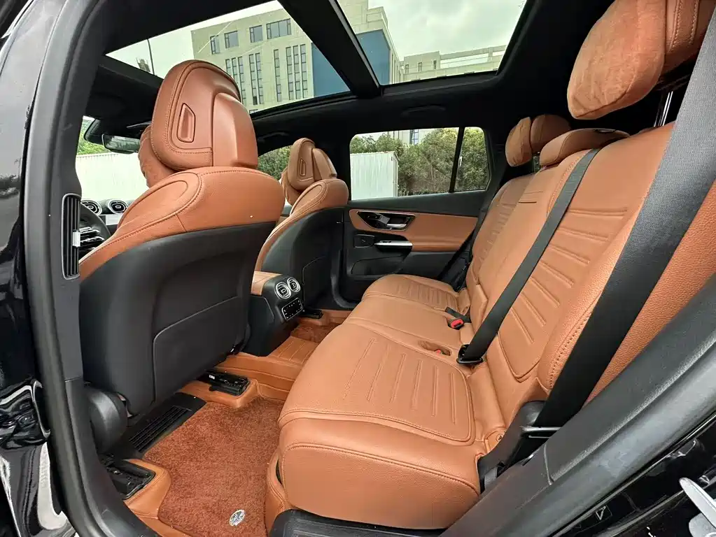 Mercedes-Benz GLC Facelift GLC 300 L 4 MATIC Dynamic 7-seat