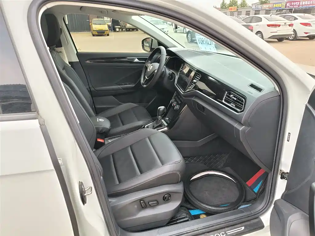 T-ROC 280 TSI DSG 2 WD Comfort Enjoyment PLUS