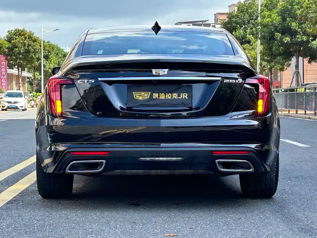 Cadillac CT5 28 T Distinguished