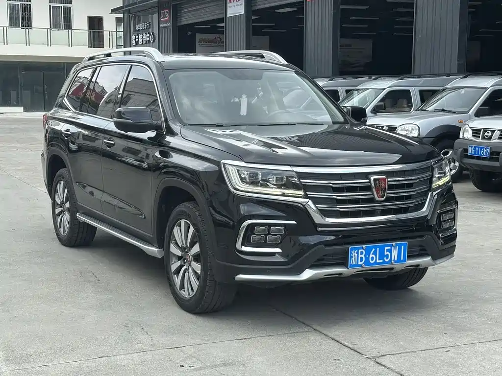 Roewe RX8 荣威RX8 2018款 30 T 智联网四驱旗舰版