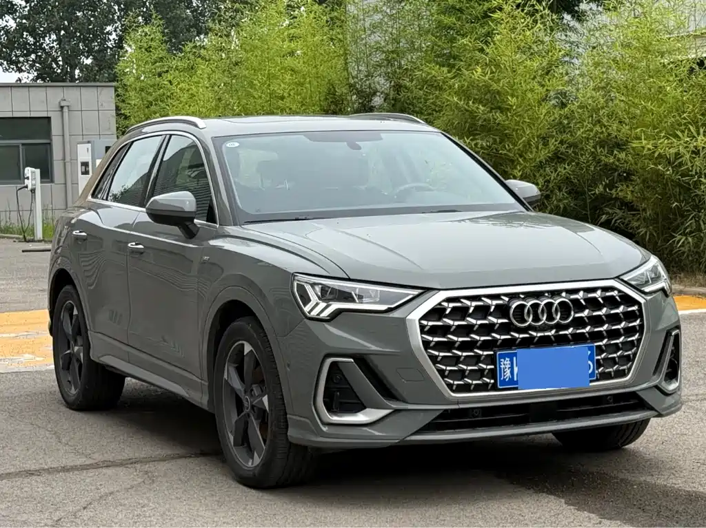 Audi Q3 35 TFSI Fashion Dynamic (1.5 T)