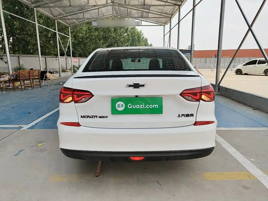 Monza Mild Hybrid Redline 320 T DCT Brisk