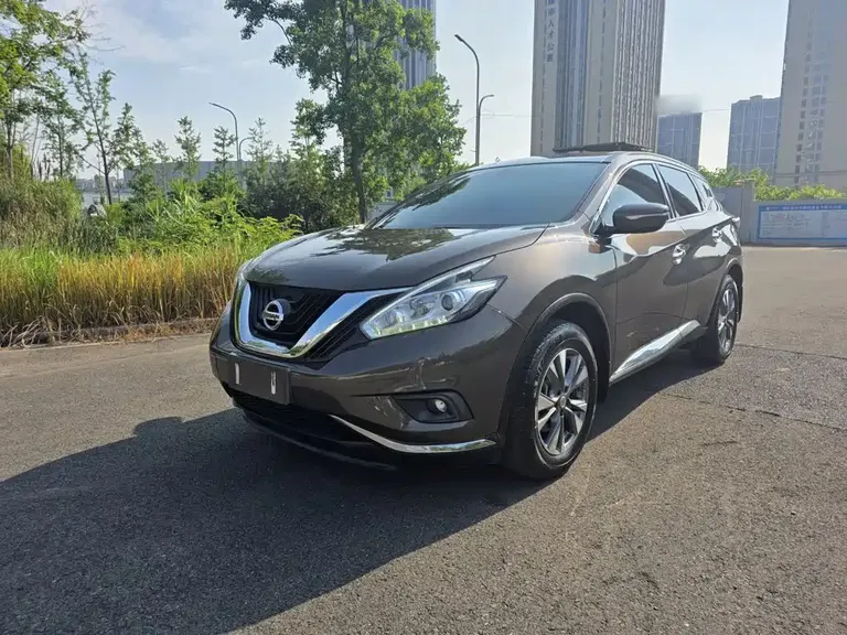 Nissan Murano 2.5 L XE 2 WD Elite