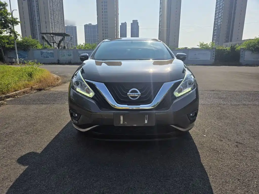 Murano 2.5 L XE 2 WD Elite