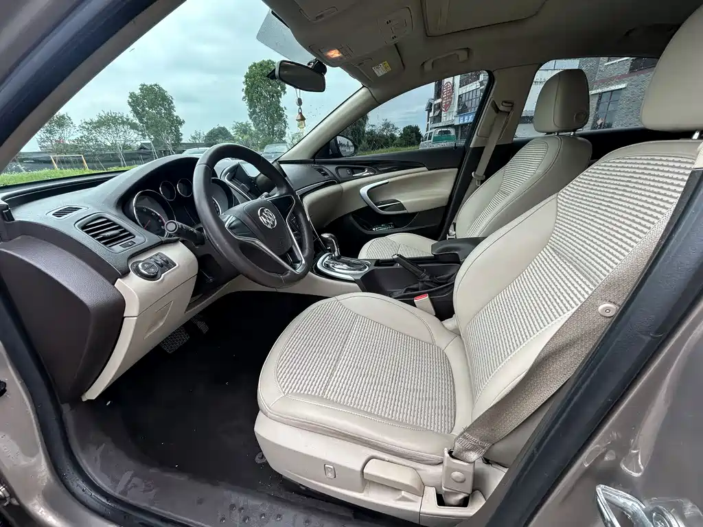 Regal 2.0 L Leading Fashion