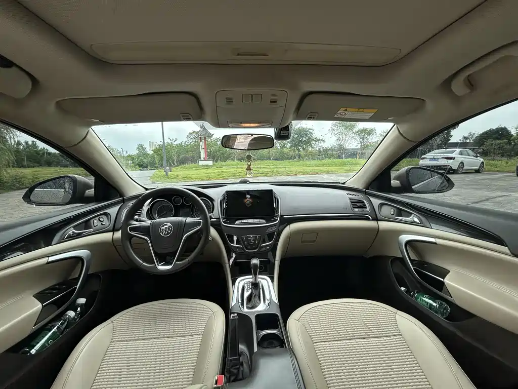 Regal 2.0 L Leading Fashion