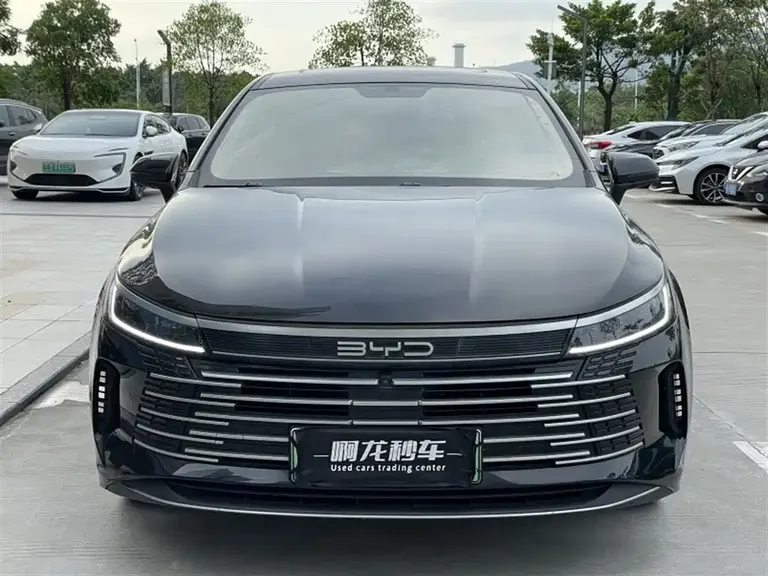 BYD Destroyer 05 DM-i 120 KM Distinguished