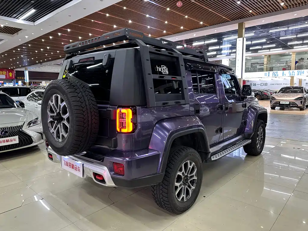 BAIC BJ40 2.0 T Auto 4 WD City Hunter Swordsman