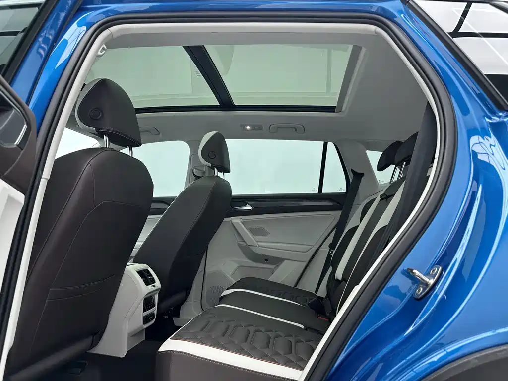 Tayron 280 TSI 2 WD Luxury Plus Advanced